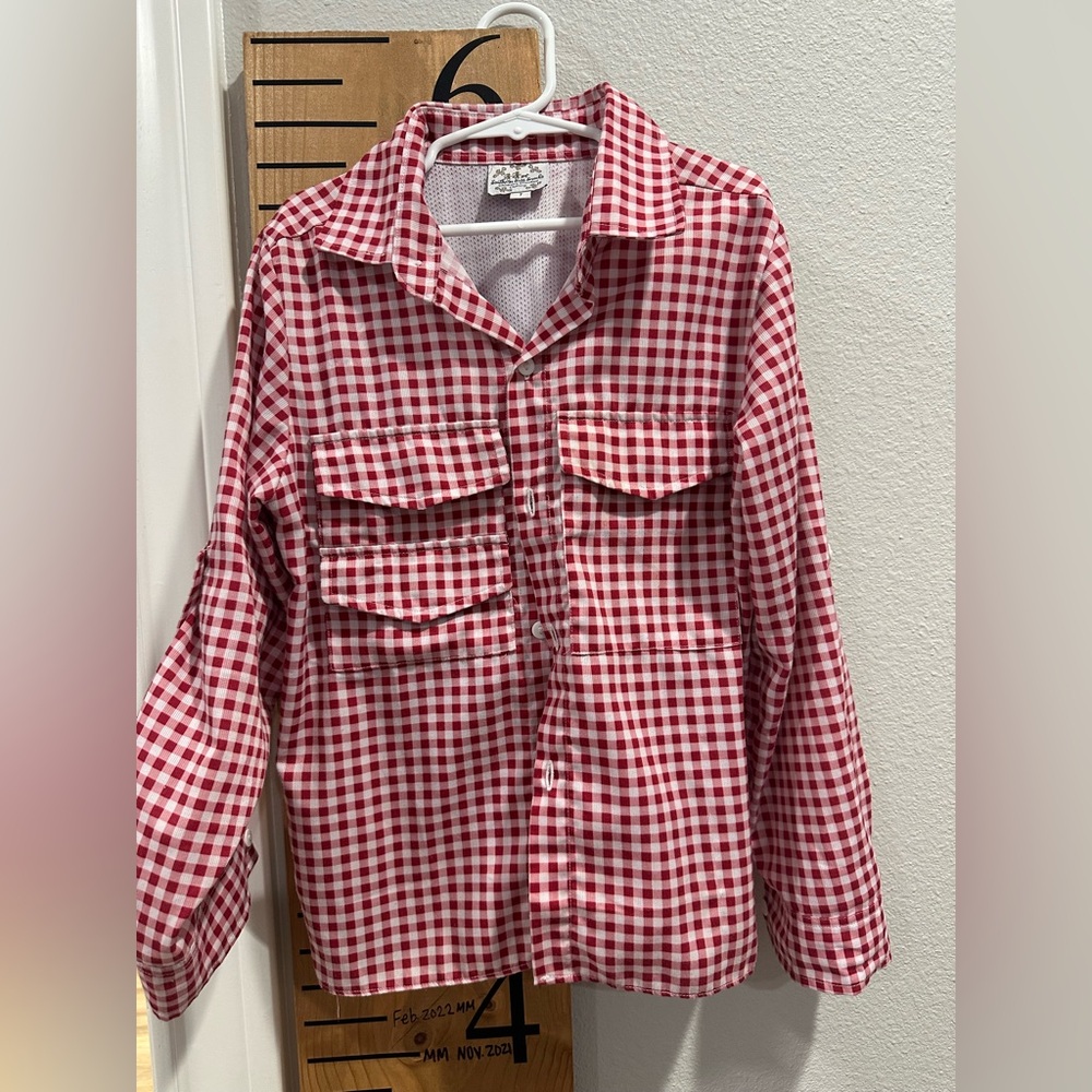 Southern Sass Smocks Boys button down. EUC. Size 7. smoke free home